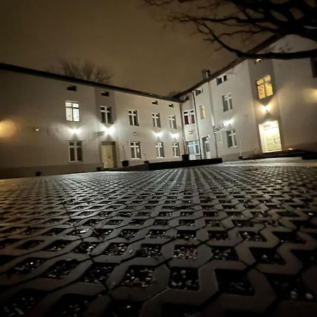 Apartamenty Retro Dąbrowa Górnicza 외부 사진